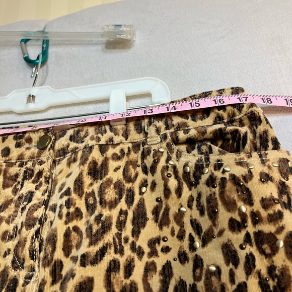 Chicos Size 1 Tall Leopard Print Corduroy Pants with beading on pockets - Picture 7 of 10